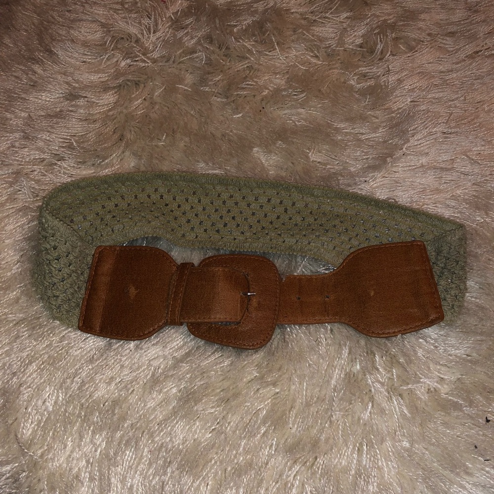Brown leather stretch belt